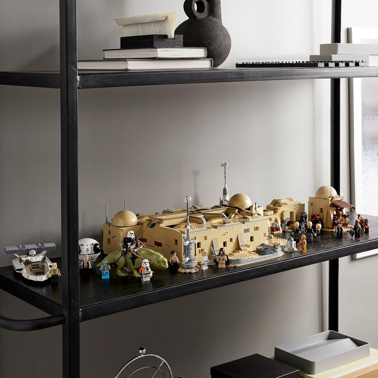 LEGO Mos Eisley Cantina Star Wars Set - No Promo Code Needed!