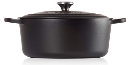 Le Creuset Signature Round Casserole Dish - Null